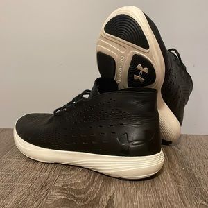 Under Armour Sneakers